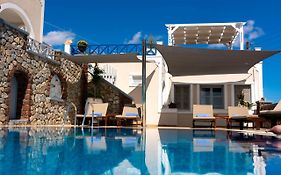 Hotel Thira